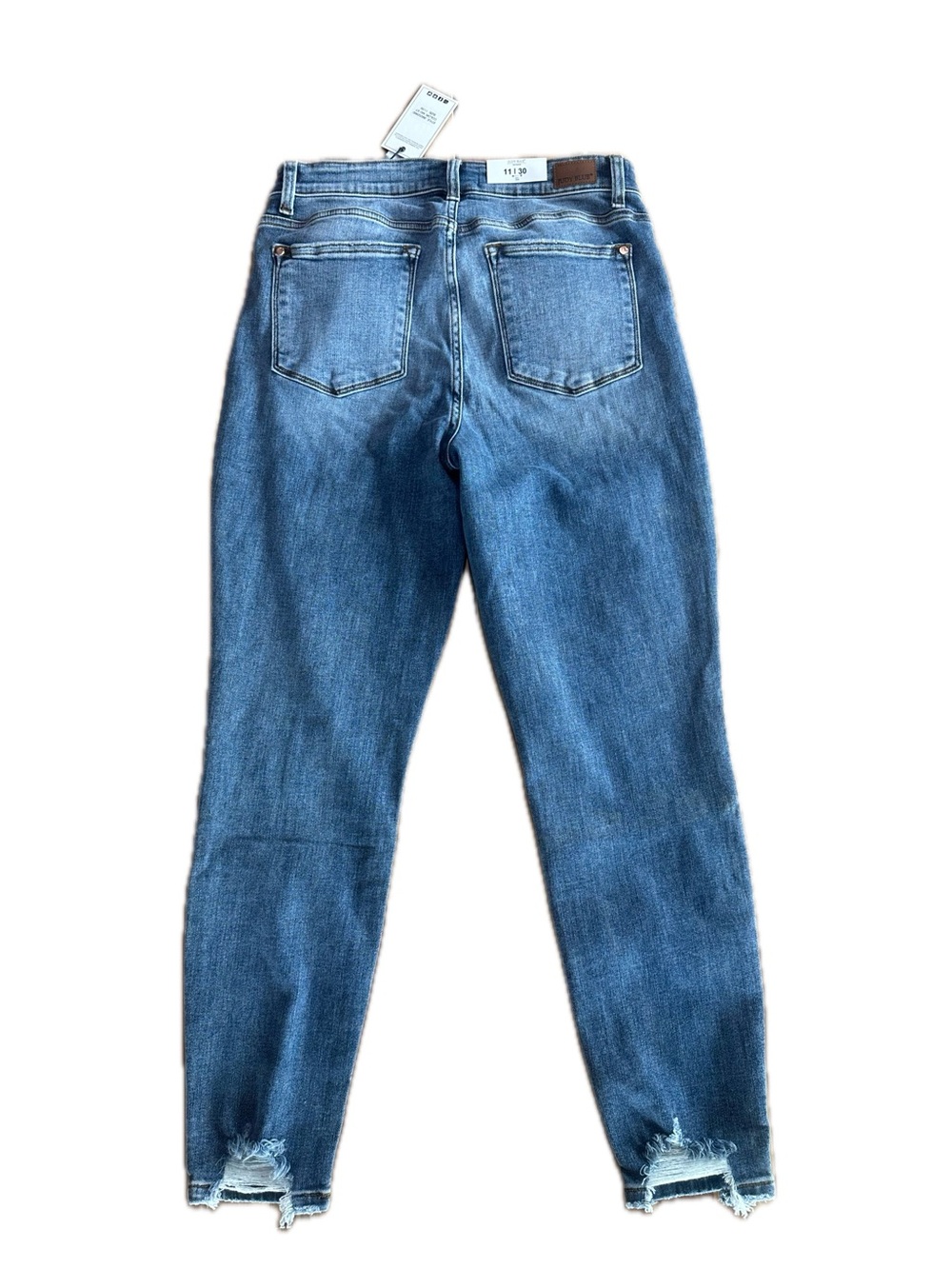Judy Blue JB82525MD Relaxed Fit Distressed Patch Stretch Jeans Womens Size 11/30 - Picture 2 of 5
